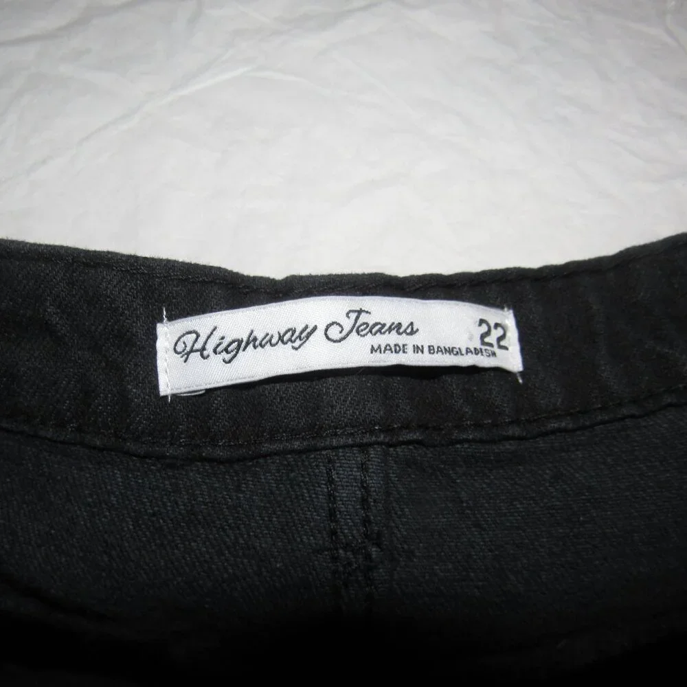 NWT Highway Jeans Black Denim Shorts Plus Size 22 High Rise Frayed Hem Cutoff
